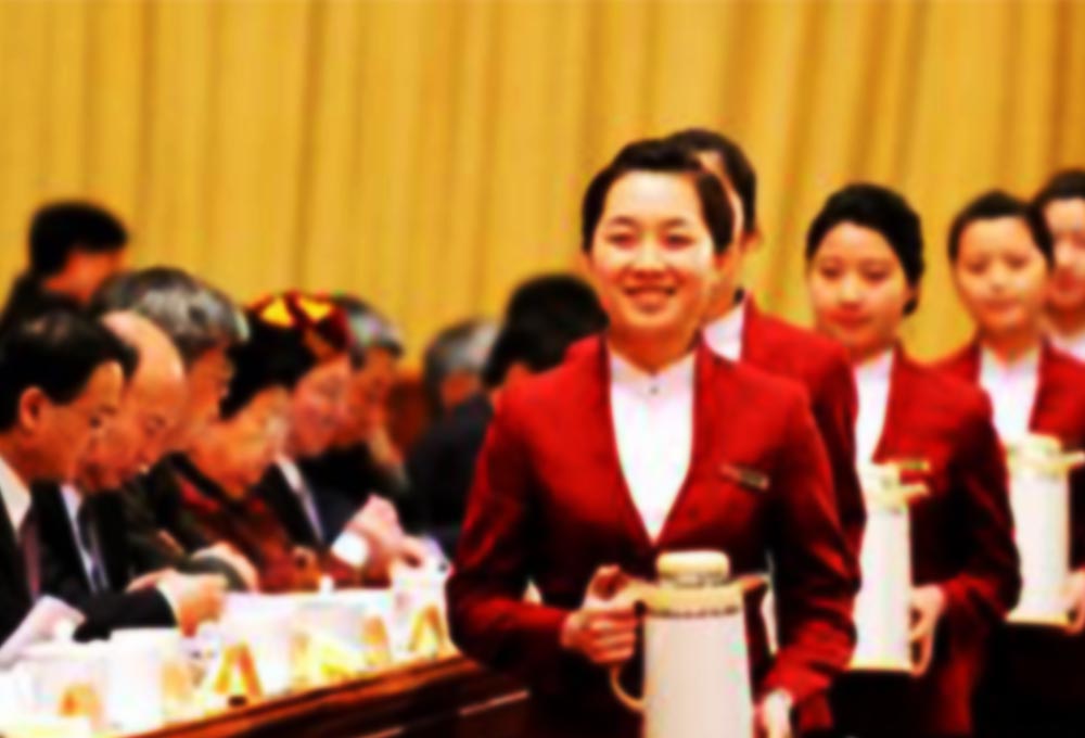 續(xù)水禮儀、表情管理都要到位
